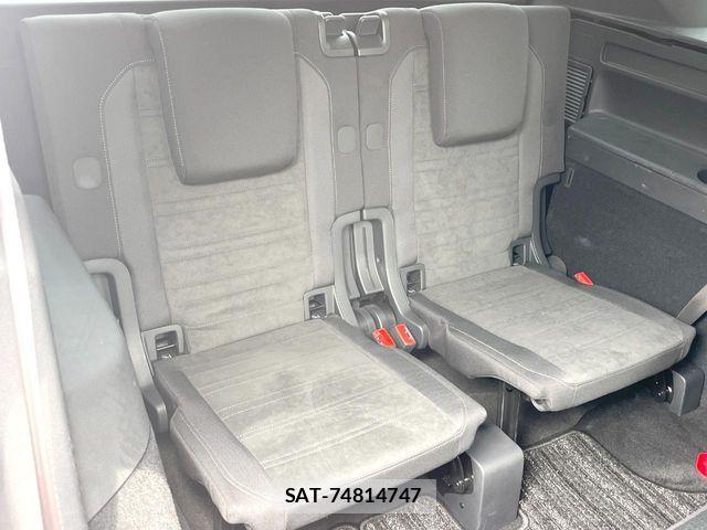 VolksWagen GOLF TOURAN 2019-08 7880480-10