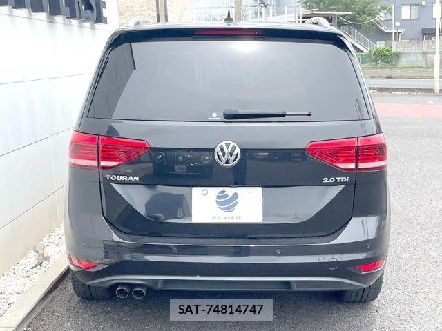VolksWagen GOLF TOURAN 2019-08 7880480-16