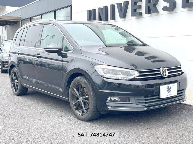 VolksWagen GOLF TOURAN 2019-08 7880480-17