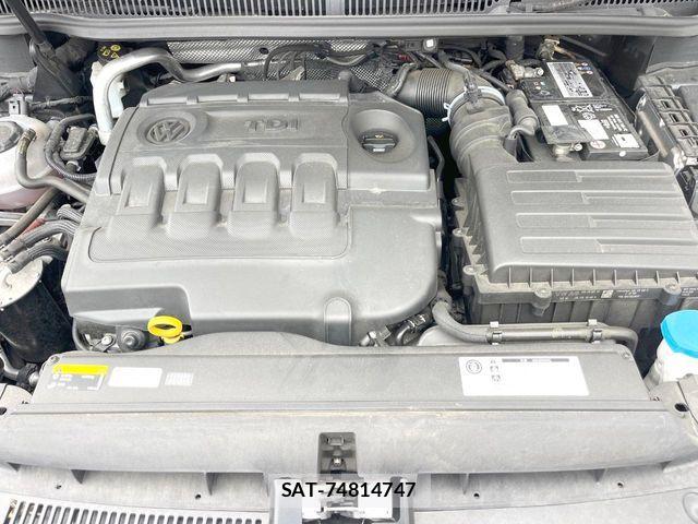 VolksWagen GOLF TOURAN 2019-08 7880480-19