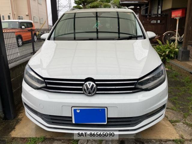 VolksWagen GOLF TOURAN 2017-06 7880488-0