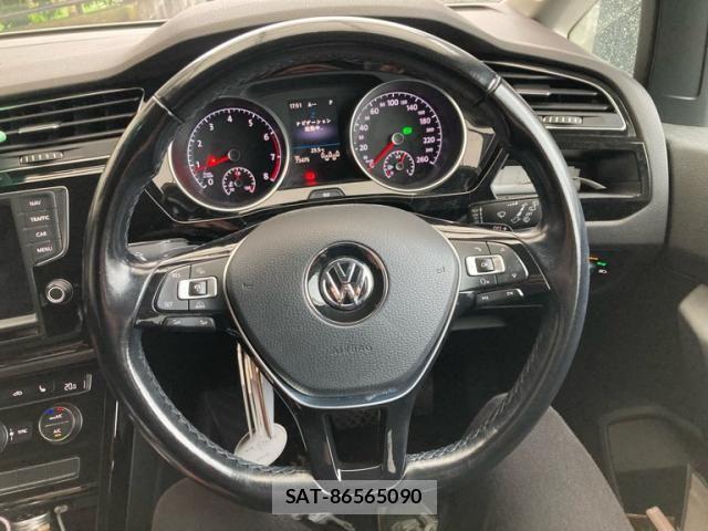 VolksWagen GOLF TOURAN 2017-06 7880488-19