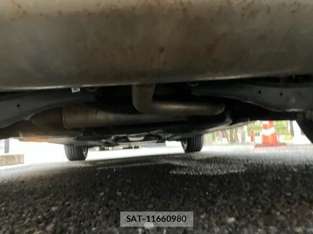 VolksWagen GOLF TOURAN 2017-08 7903628-12