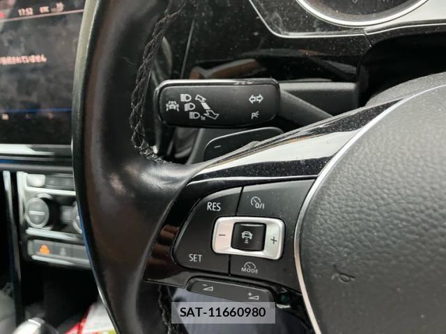 VolksWagen GOLF TOURAN 2017-08 7903628-20
