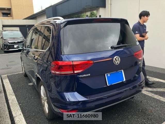 VolksWagen GOLF TOURAN 2017-08 7903628-3