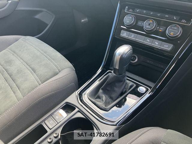 VolksWagen GOLF TOURAN 2021-05 7981570-9