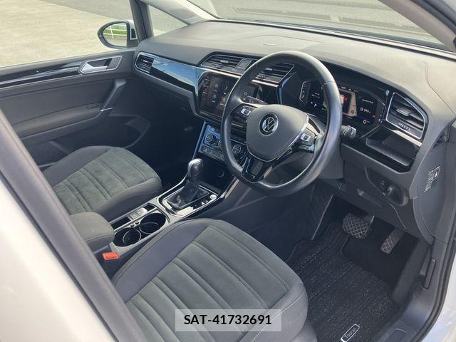 VolksWagen GOLF TOURAN 2021-05 7981570-1