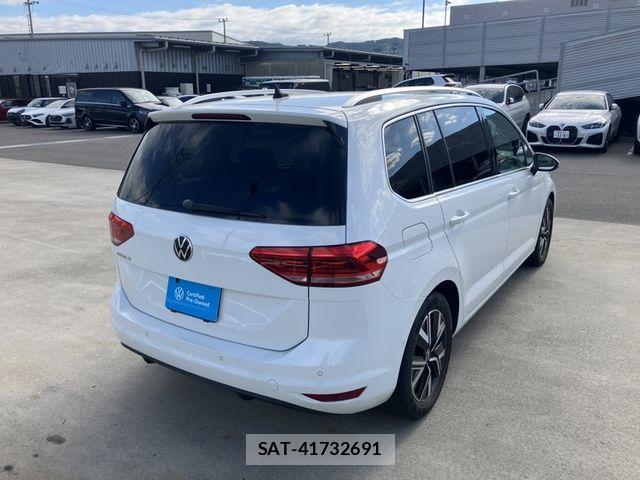 VolksWagen GOLF TOURAN 2021-05 7981570-2