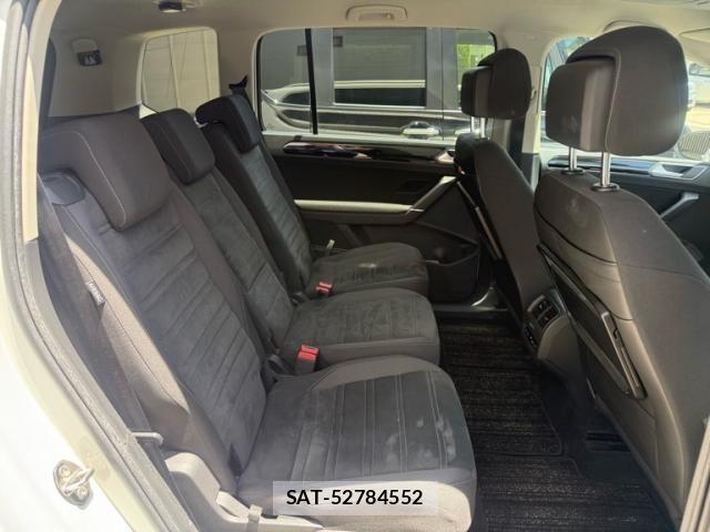 VolksWagen GOLF TOURAN 2017-09 8039182-13