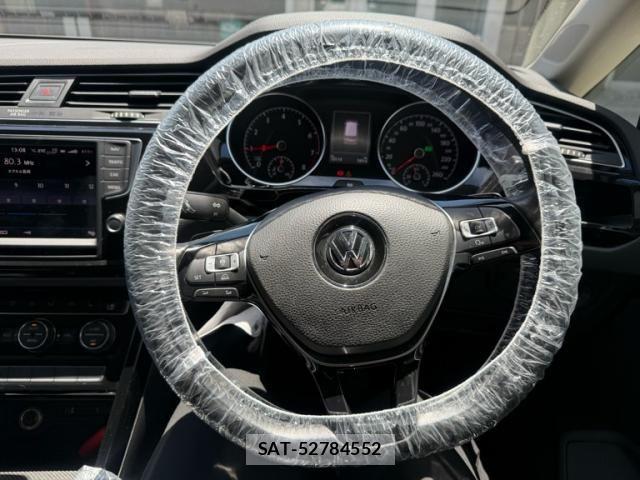 VolksWagen GOLF TOURAN 2017-09 8039182-16
