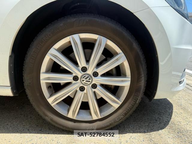 VolksWagen GOLF TOURAN 2017-09 8039182-8