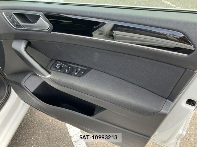 VolksWagen GOLF TOURAN 2020-12 8076137-9