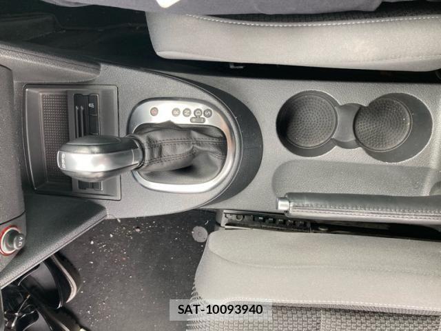VolksWagen GOLF TOURAN 2013-07 8076139-17