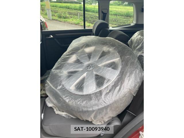 VolksWagen GOLF TOURAN 2013-07 8076139-22