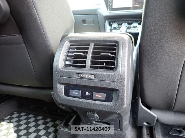 VolksWagen GOLF TOURAN 2021-03 8076136-19