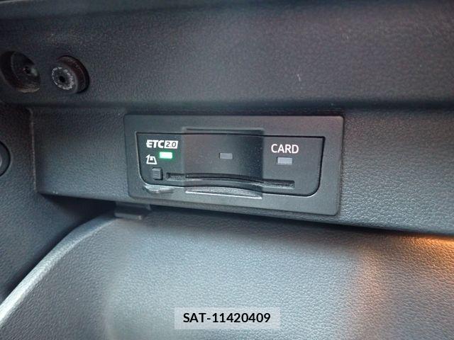 VolksWagen GOLF TOURAN 2021-03 8076136-27