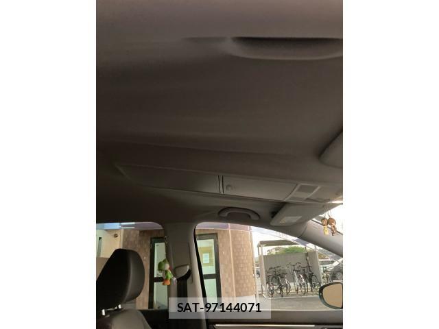 VolksWagen GOLF TOURAN 2011-03 8102709-23