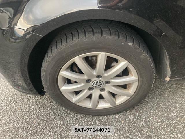 VolksWagen GOLF TOURAN 2011-03 8102709-6