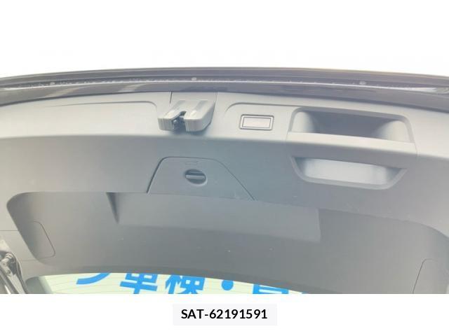 VolksWagen GOLF TOURAN 2018-09 8102708-26