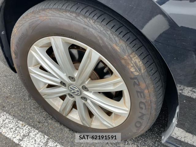 VolksWagen GOLF TOURAN 2018-09 8102708-5