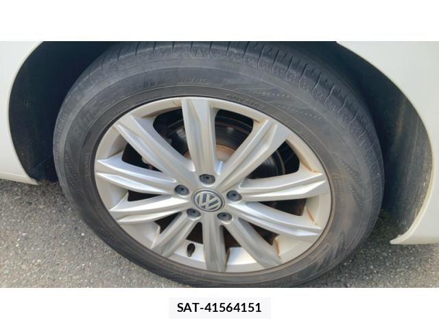 VolksWagen GOLF TOURAN 2018-09 8132995-14