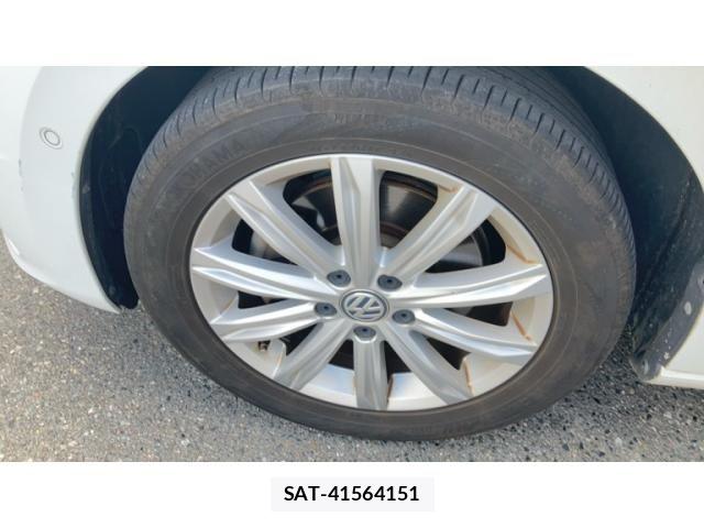 VolksWagen GOLF TOURAN 2018-09 8132995-15