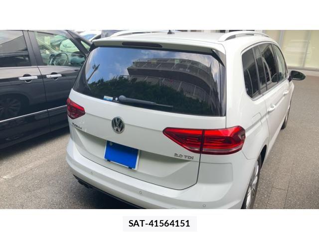 VolksWagen GOLF TOURAN 2018-09 8132995-1