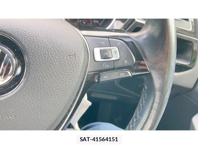 VolksWagen GOLF TOURAN 2018-09 8132995-8