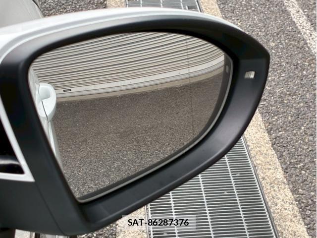 VolksWagen GOLF TOURAN 2020-03 8132994-16