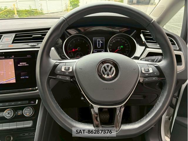 VolksWagen GOLF TOURAN 2020-03 8132994-24