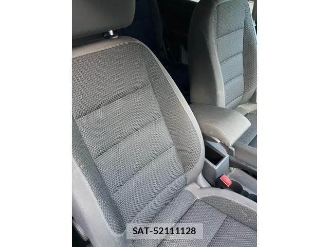 VolksWagen GOLF TOURAN 2013-12 8232404-15