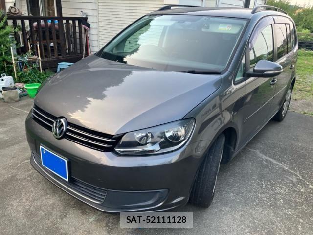 VolksWagen GOLF TOURAN 2013-12 8232404-4