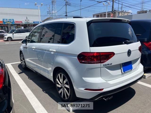 VolksWagen GOLF TOURAN 2019-06 8232401-0
