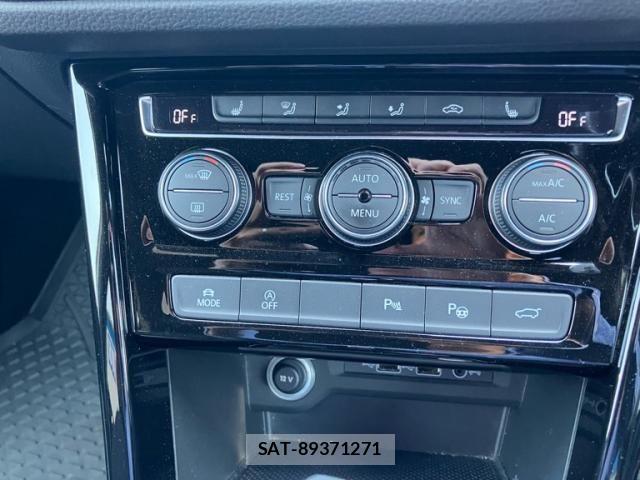 VolksWagen GOLF TOURAN 2019-06 8232401-15