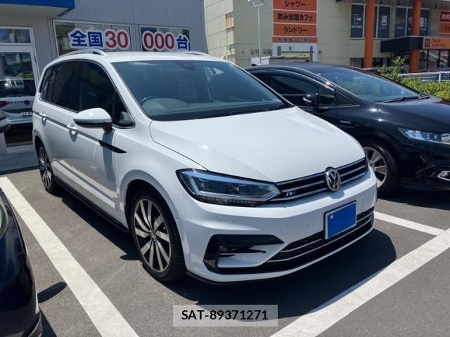 VolksWagen GOLF TOURAN 2019-06 8232401-2