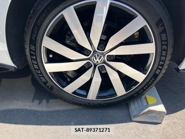 VolksWagen GOLF TOURAN 2019-06 8232401-6