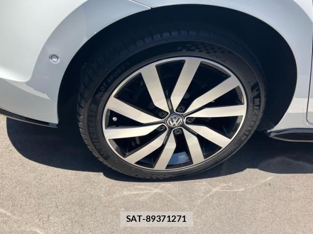 VolksWagen GOLF TOURAN 2019-06 8232401-7
