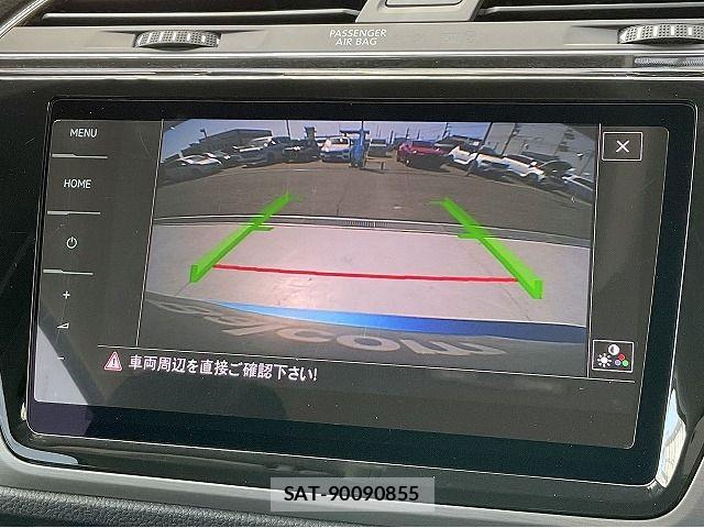VolksWagen GOLF TOURAN 2019-06 8318076-14