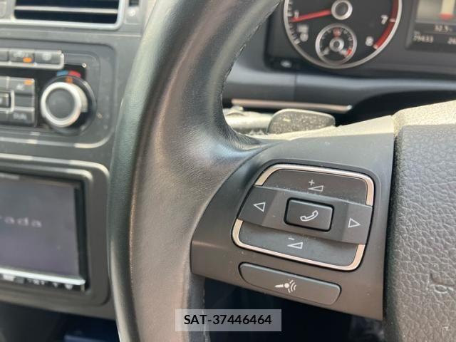 VolksWagen GOLF TOURAN 2011-05 8318080-13