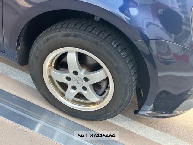 VolksWagen GOLF TOURAN 2011-05 8318080-5