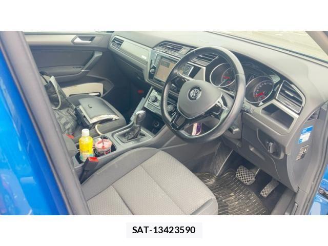 VolksWagen GOLF TOURAN 2015-12 8318078-10