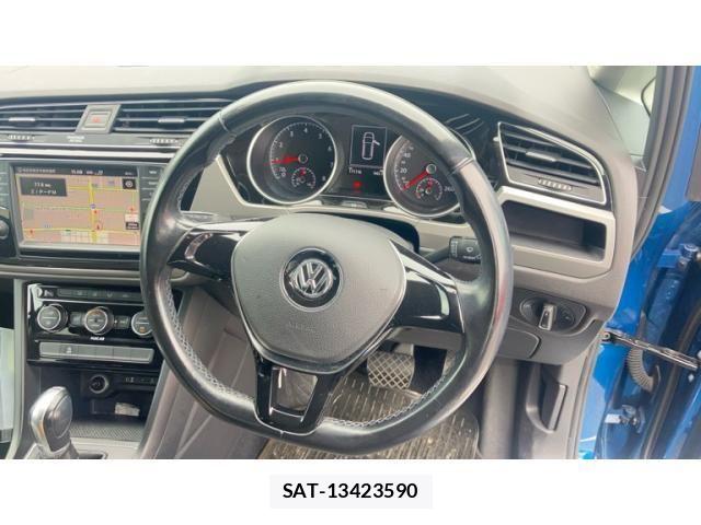 VolksWagen GOLF TOURAN 2015-12 8318078-14