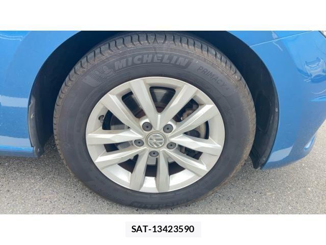 VolksWagen GOLF TOURAN 2015-12 8318078-4
