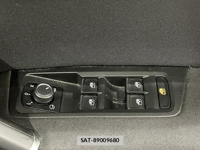 VolksWagen GOLF TOURAN 2016-12 8318074-27