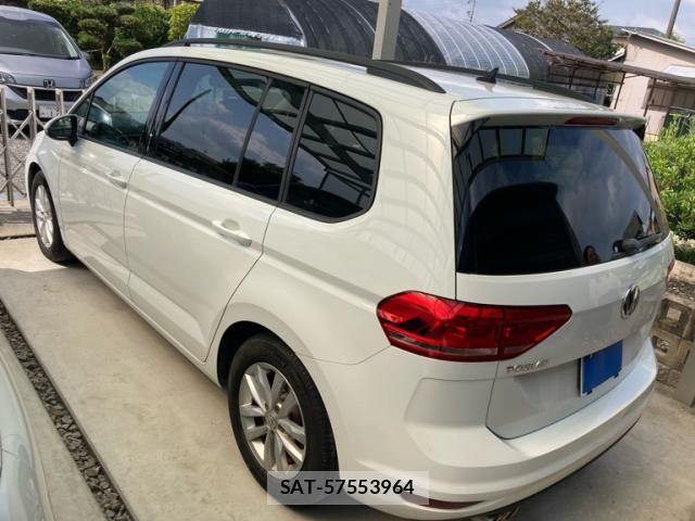 VolksWagen GOLF TOURAN 2016-01 8318079-2