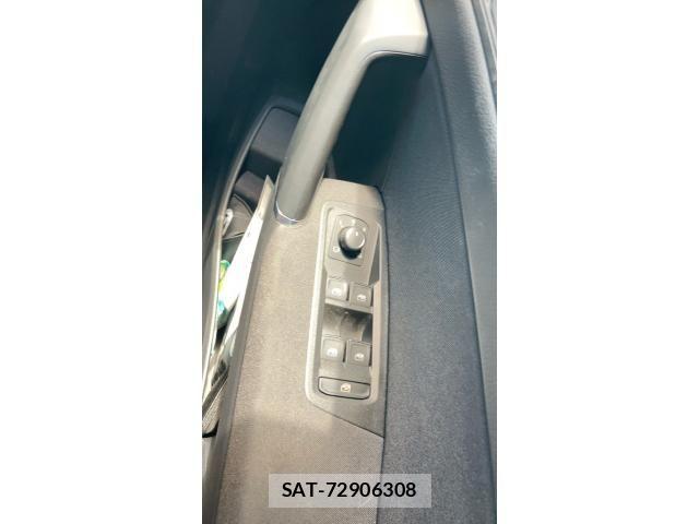 VolksWagen GOLF TOURAN 2017-09 8338508-18