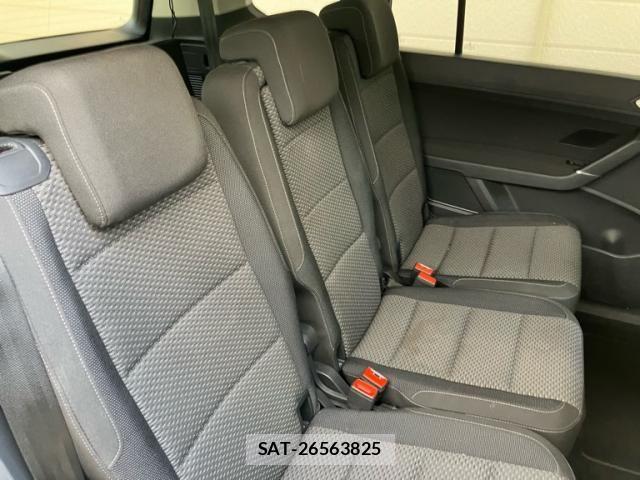 VolksWagen GOLF TOURAN 2016-10 8369736-15