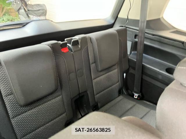 VolksWagen GOLF TOURAN 2016-10 8369736-16