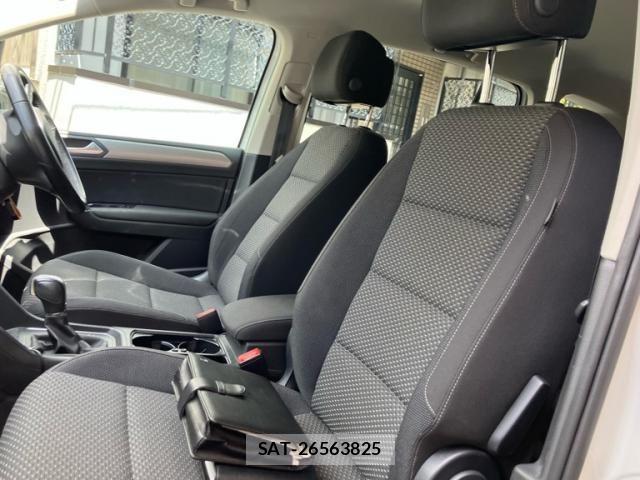 VolksWagen GOLF TOURAN 2016-10 8369736-17