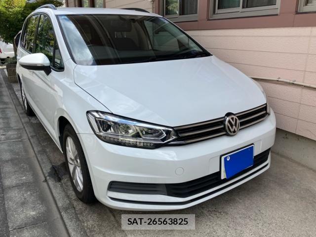VolksWagen GOLF TOURAN 2016-10 8369736-1